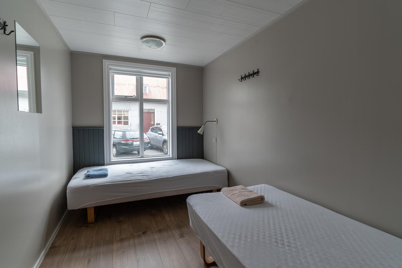Isafjordur Hostel Ísafjörður Exterior foto